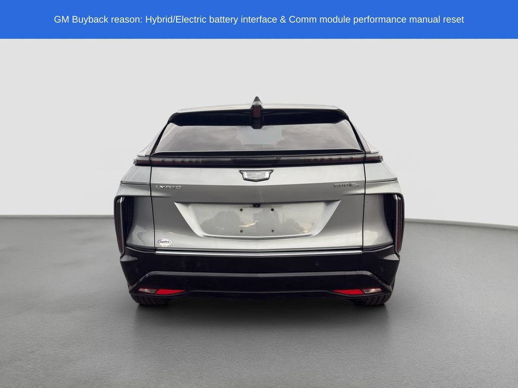 Used 2024 Cadillac Lyriq Luxury AWD/4WD image 5