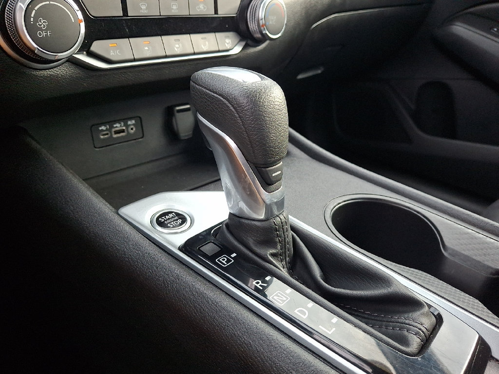 Used 2025 Nissan Altima 2.5 SV AWD/4WD image 14