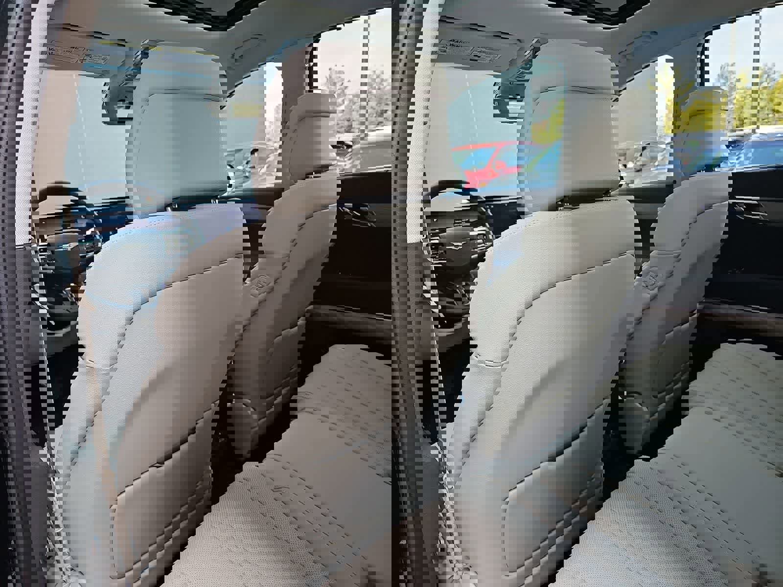 Used 2025 Genesis GV80 2.5T Select image 16