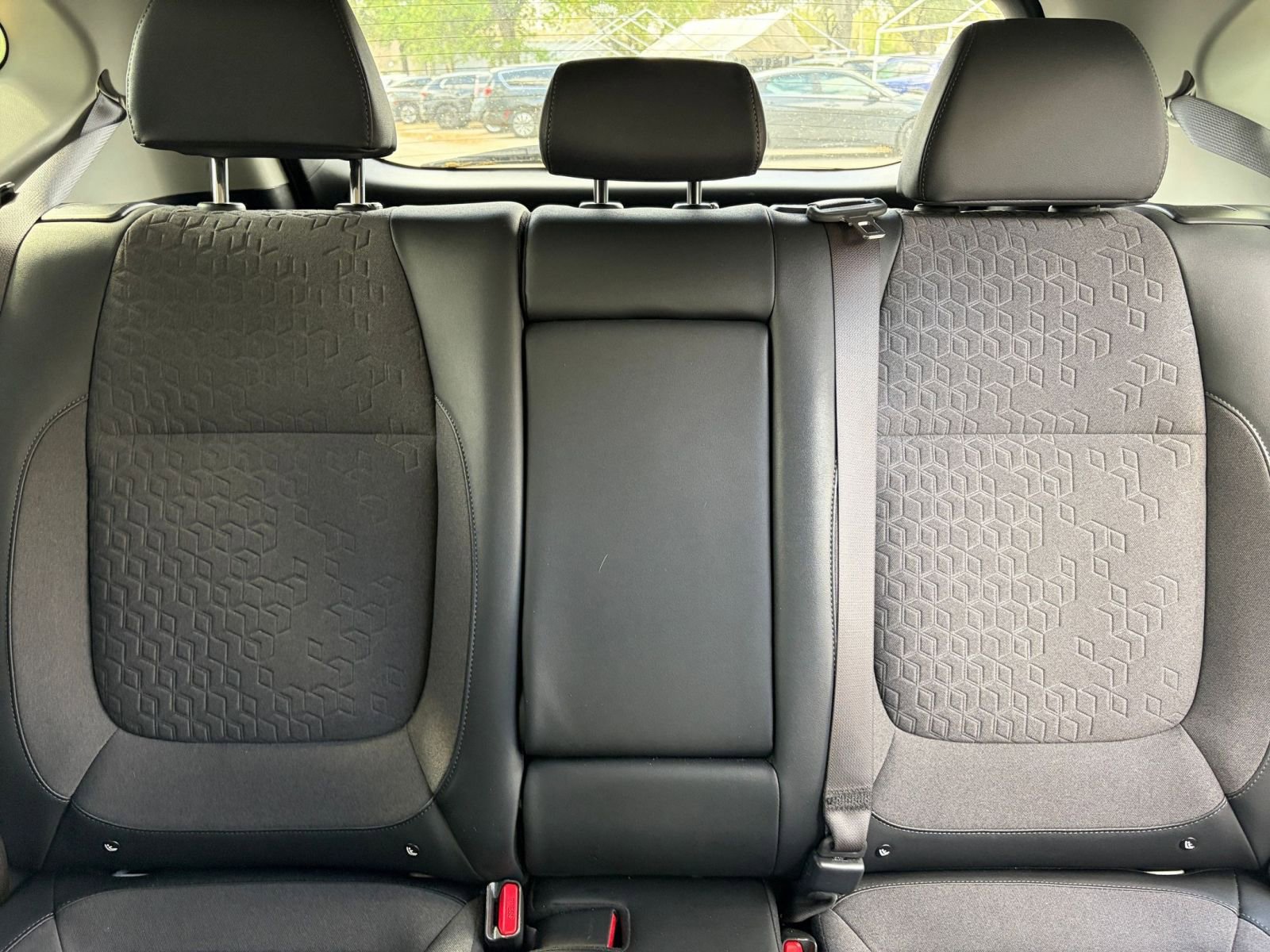 Used 2025 Kia Seltos S image 35