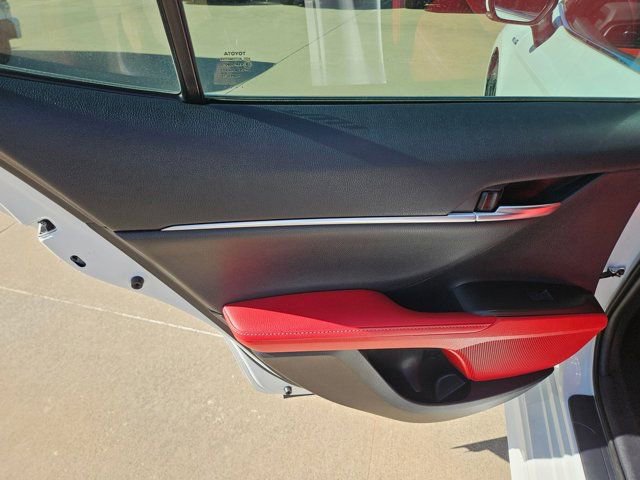 Used 2021 Toyota Camry XSE w/ Cold Weather Package image 17