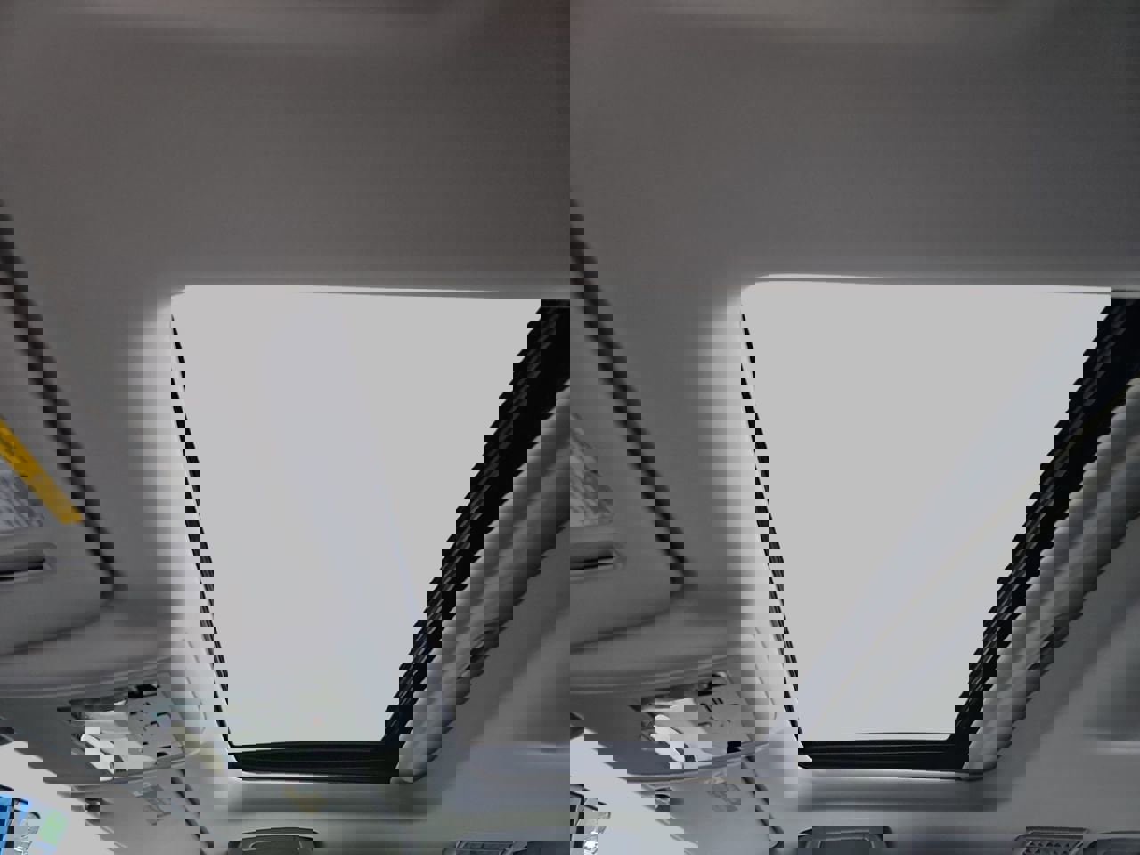 Used 2016 Lexus LX 570 4WD w/ Luxury Package image 33