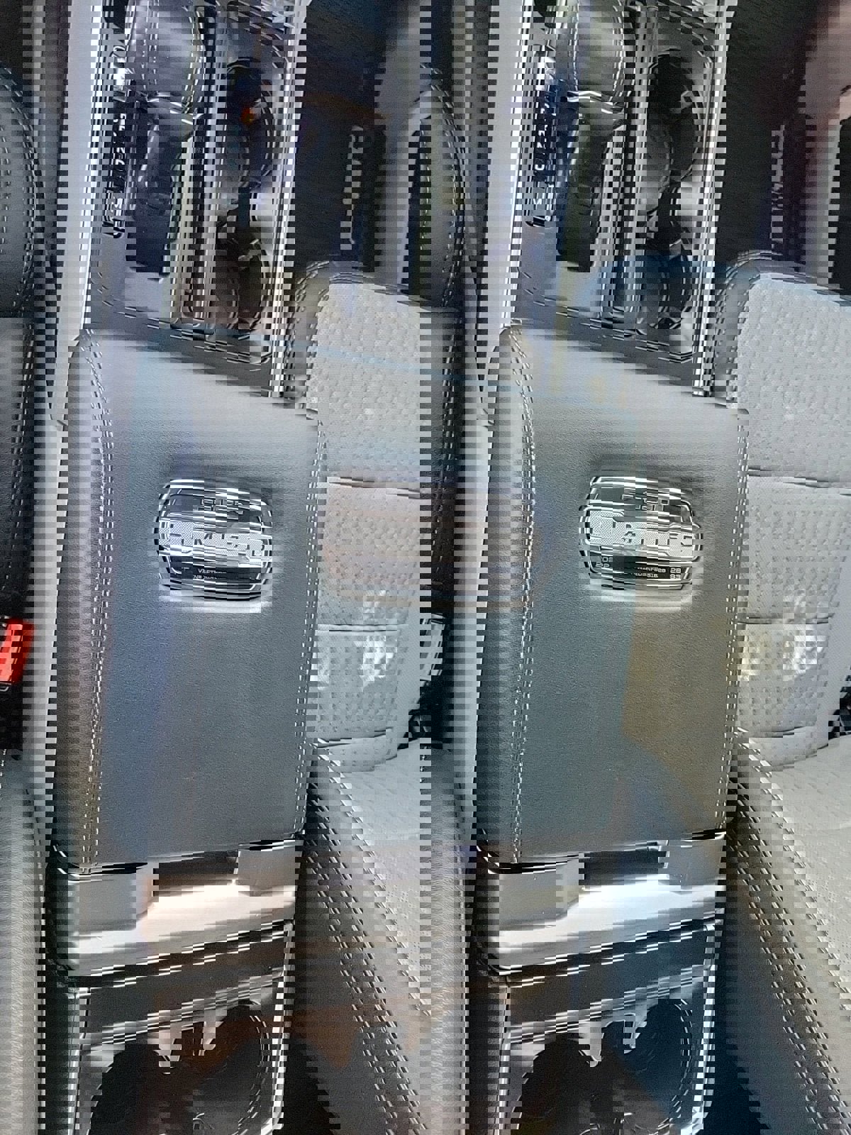 Used 2022 Ford F150 Limited image 24