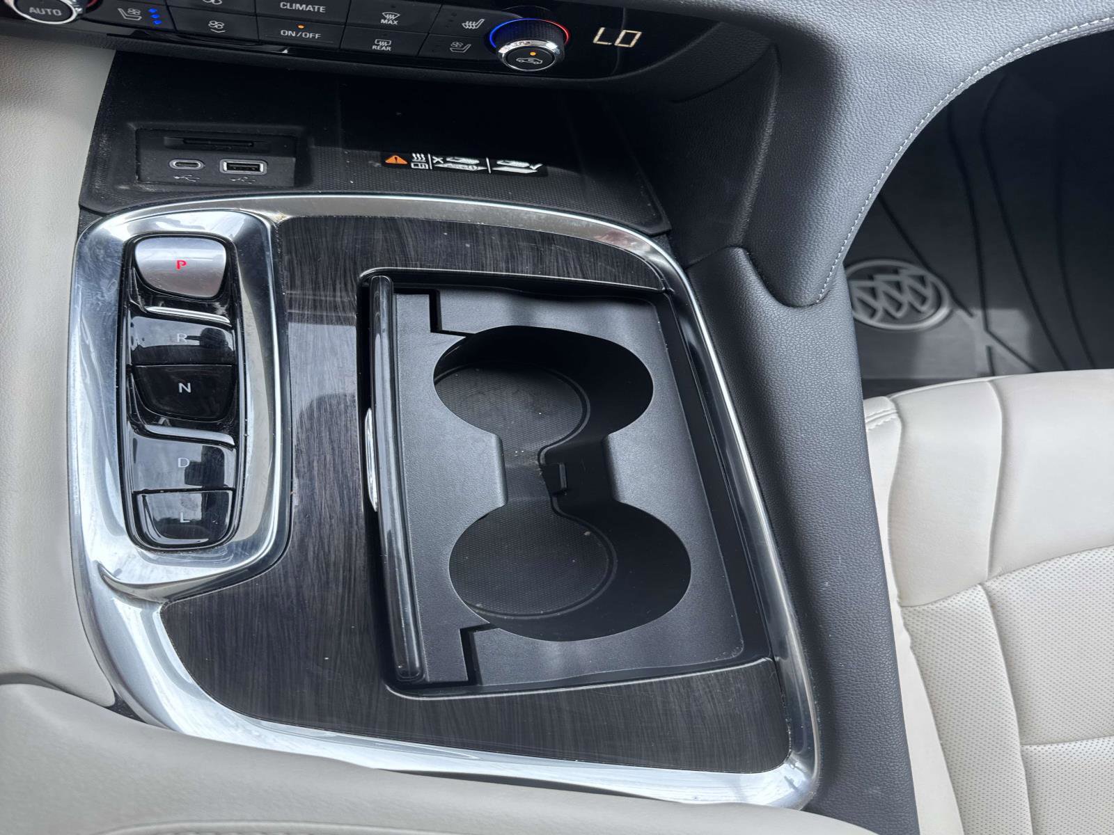 Used 2022 Buick Enclave Premium w/ Surround and Sites Package FWD image 26