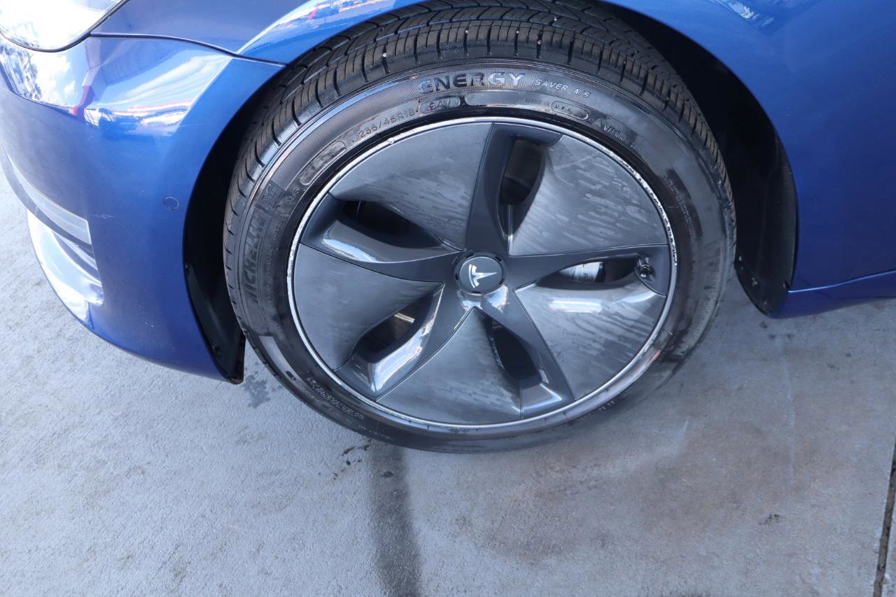 Used 2019 Tesla Model 3 Mid Range image 36