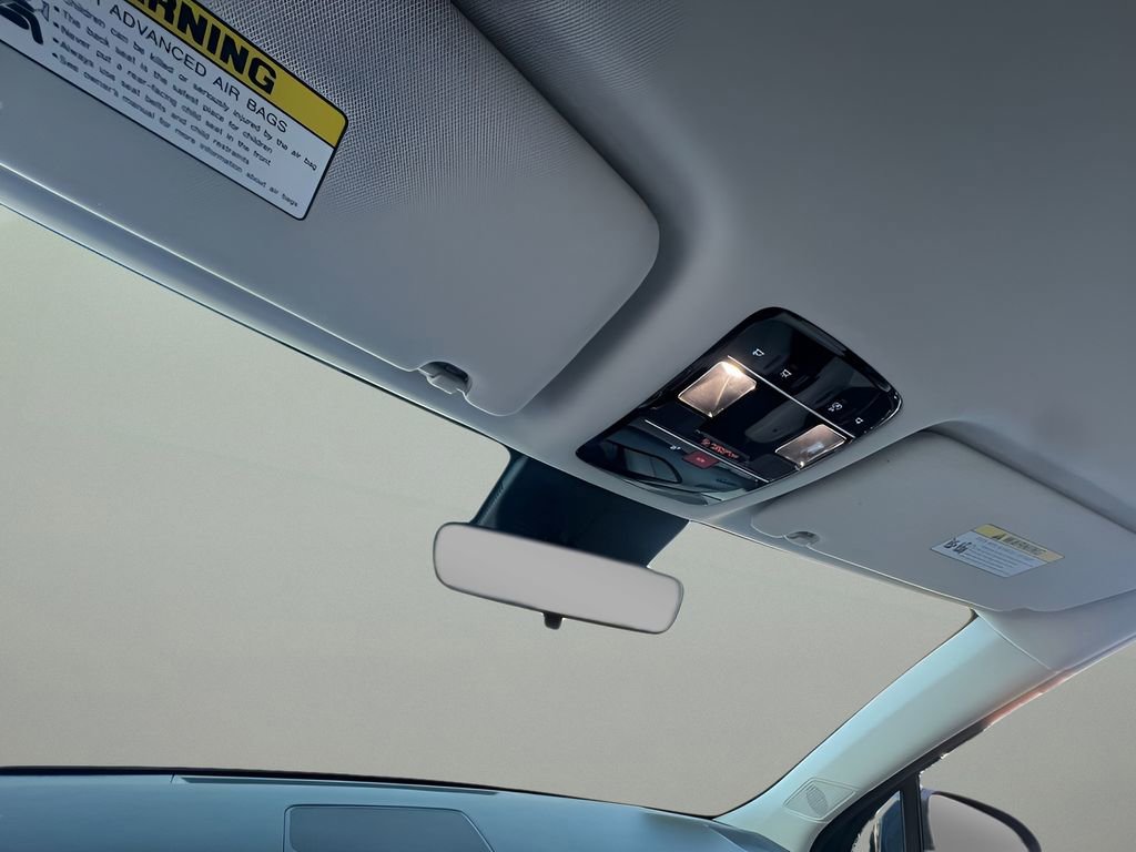 Used 2025 Hyundai Santa Fe SEL image 17