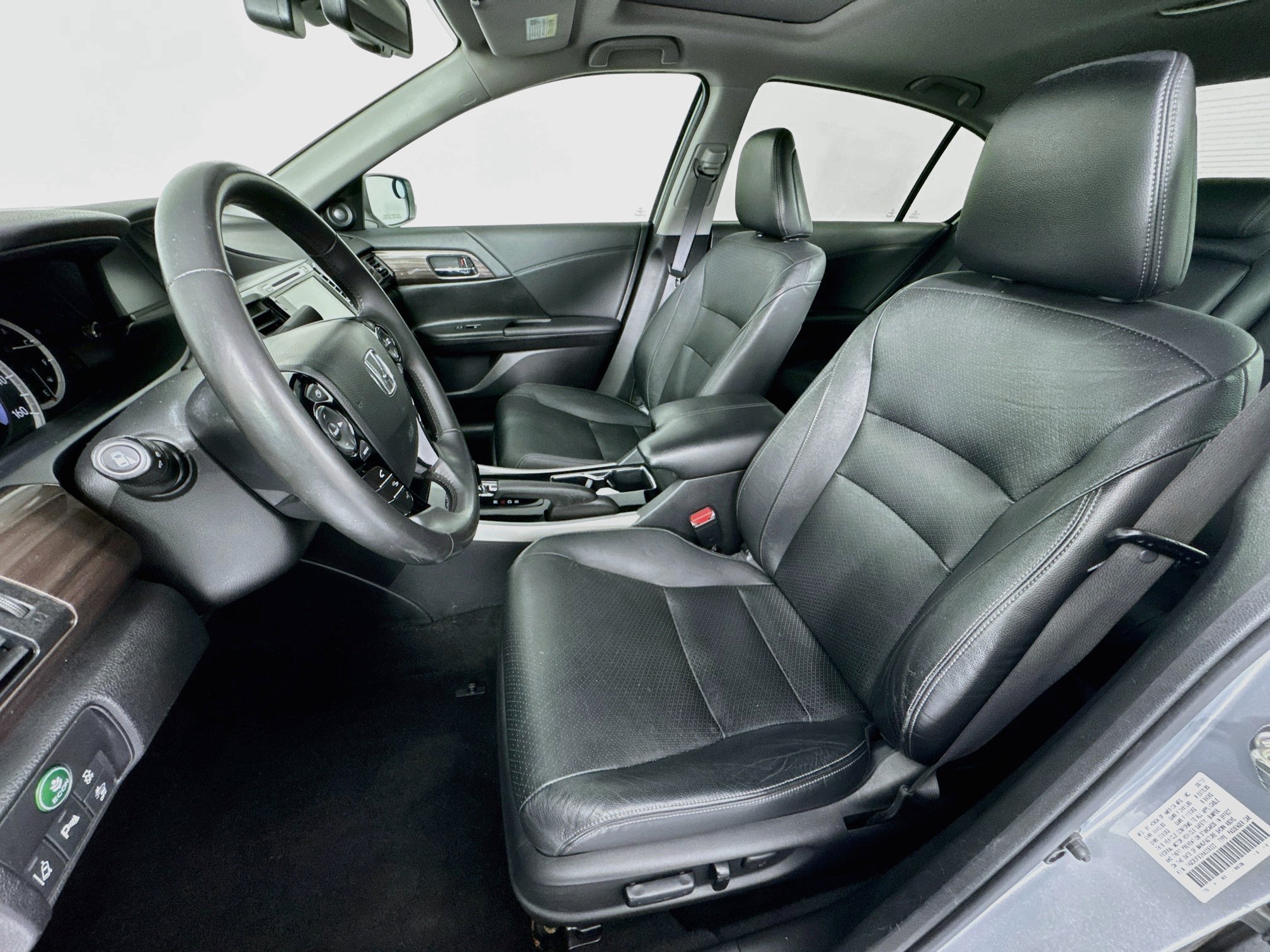 Used 2017 Honda Accord Touring image 21