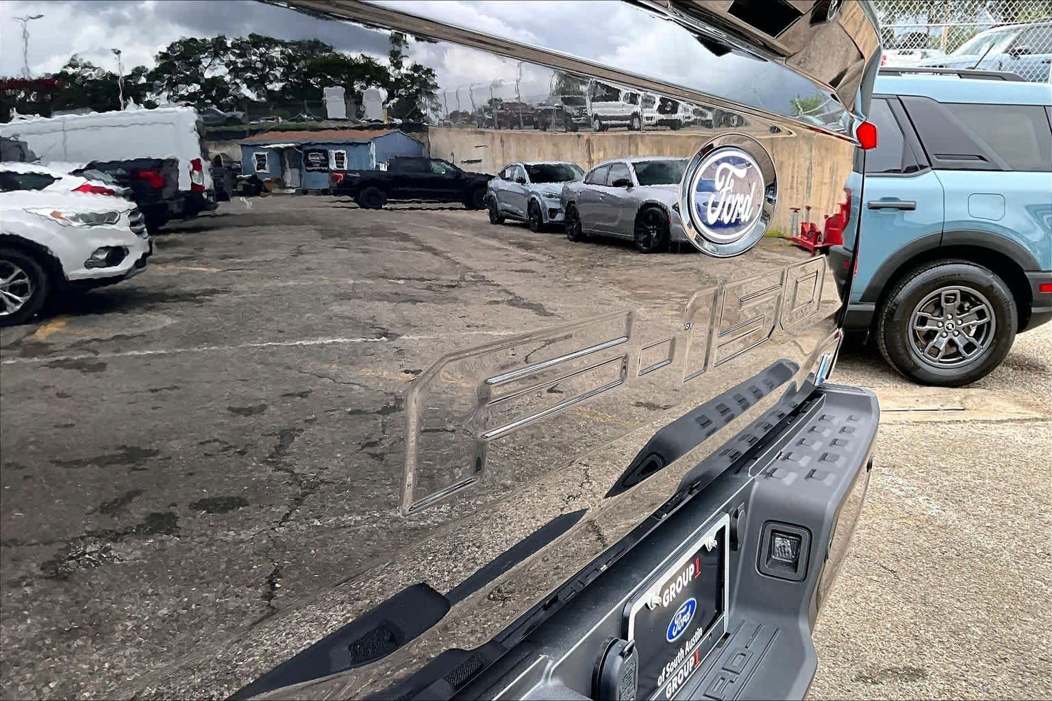 Used 2025 Ford F150 Lightning Flash AWD/4WD image 12
