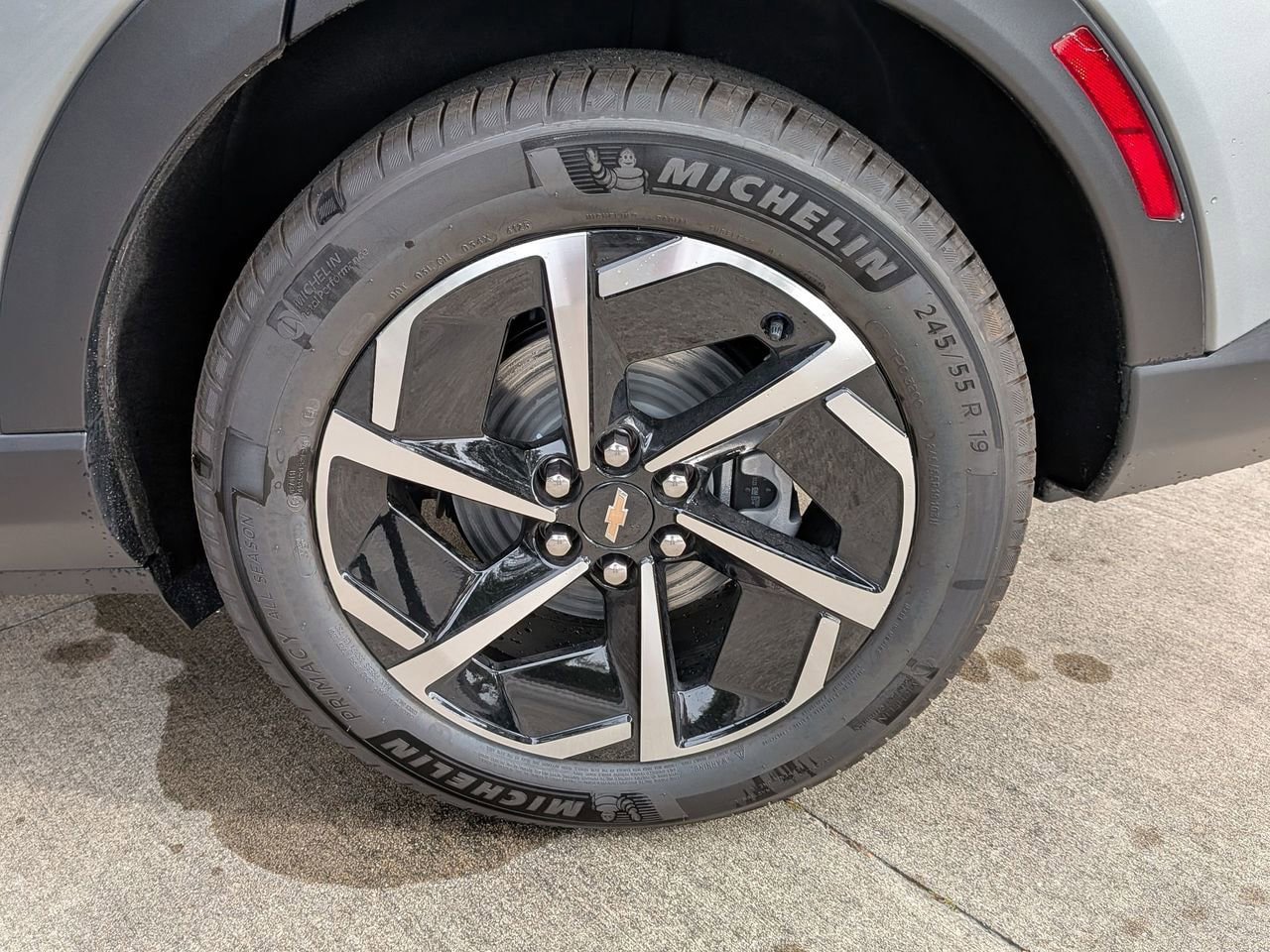 New 2026 Chevrolet Equinox EV LT image 26