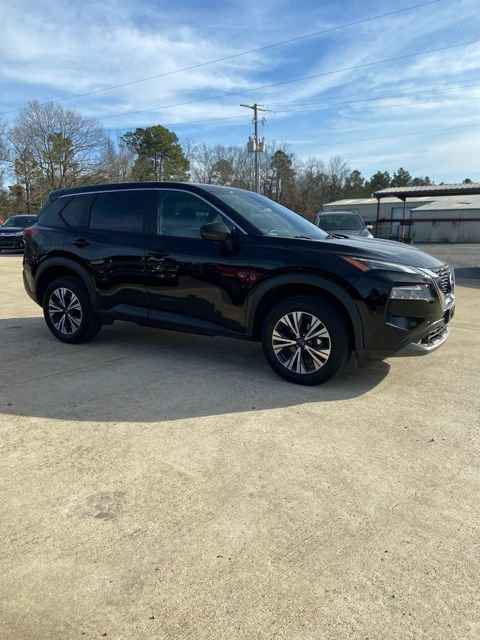 Used 2022 Nissan Rogue SV image 4