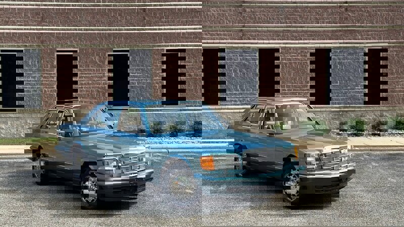 Used 1991 Mercedes-Benz 300 SE image 2