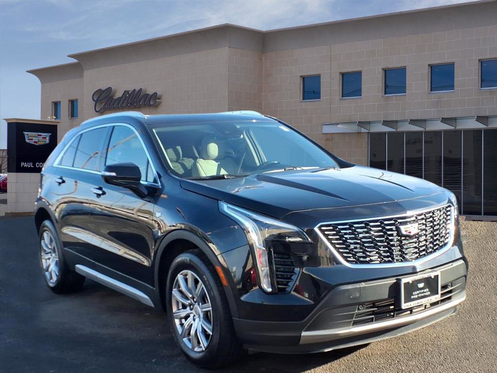 Certified 2023 Cadillac XT4 Premium Luxury image 3