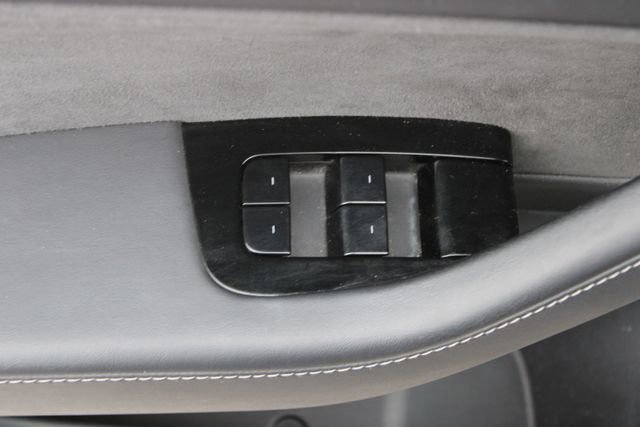 Used 2020 Tesla Model 3 Performance AWD/4WD image 13
