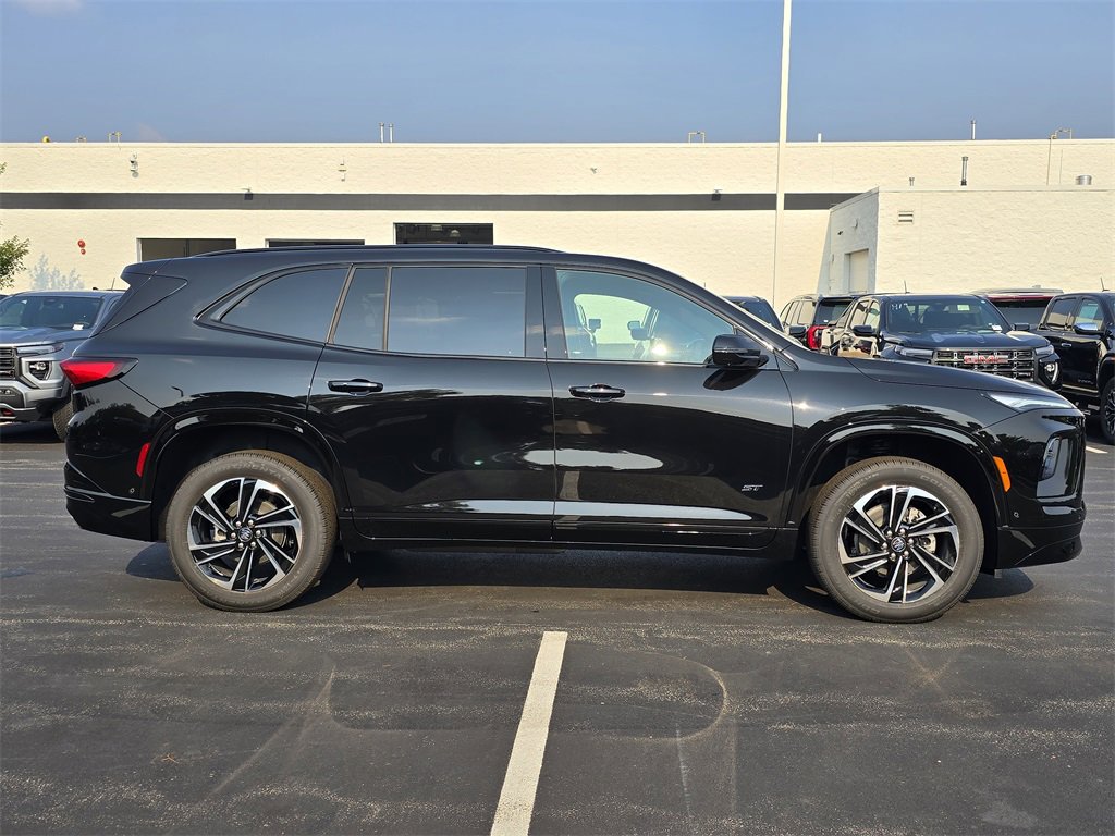 New 2026 Buick Enclave Sport Touring w/ Super Cruise Package image 9