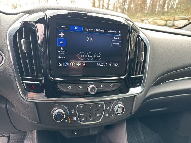 Used 2023 Chevrolet Traverse LT image 19