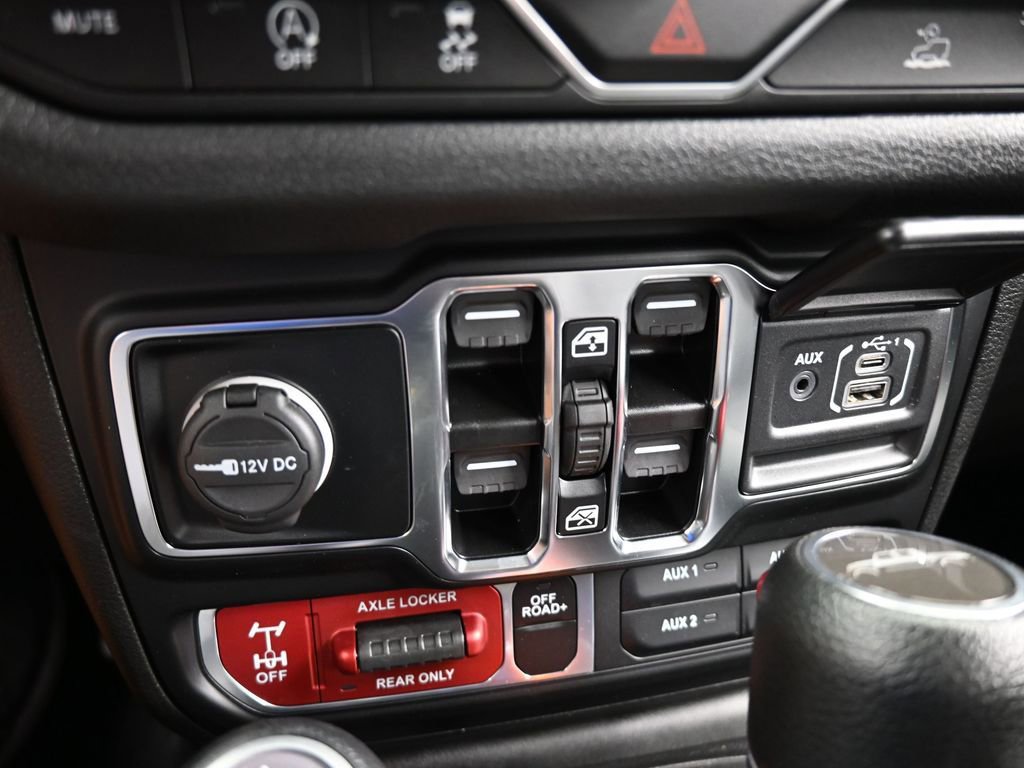 Used 2024 Jeep Gladiator Sport image 23