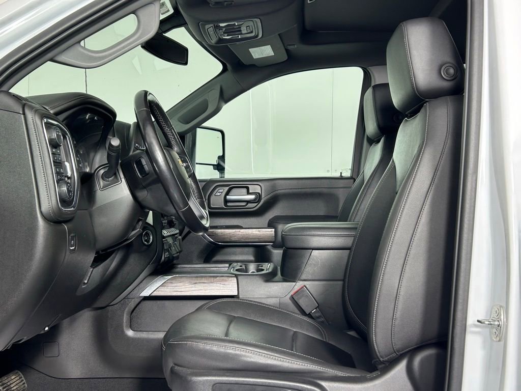 Used 2023 Chevrolet Silverado 2500 LTZ w/ LTZ Convenience Package image 30