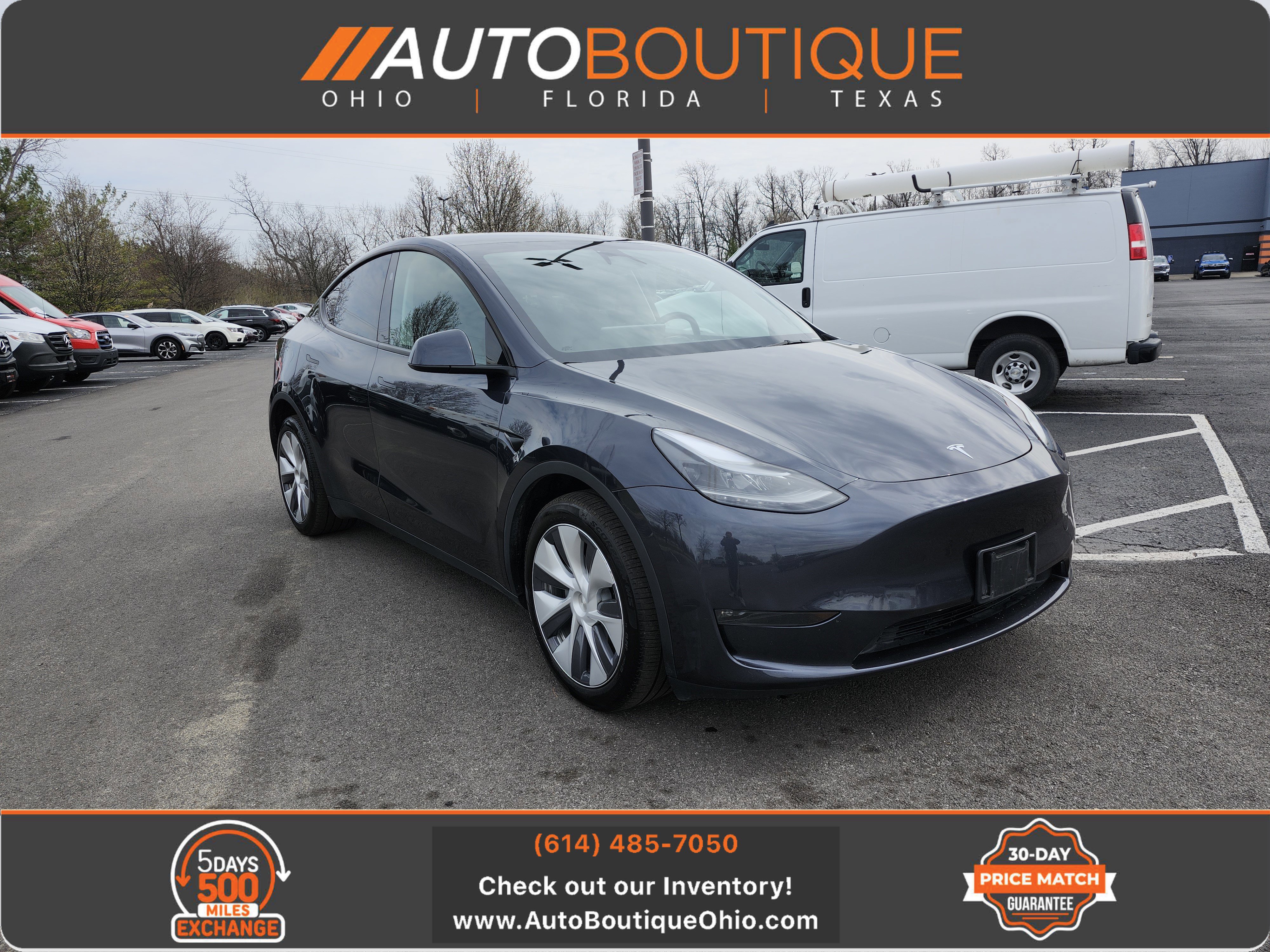 Used 2024 Tesla Model Y Long Range AWD/4WD image 1