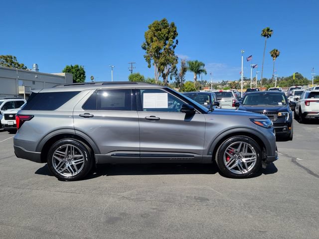 Used 2026 Ford Explorer ST-Line w/ ST-Line Street Pack RWD image 34
