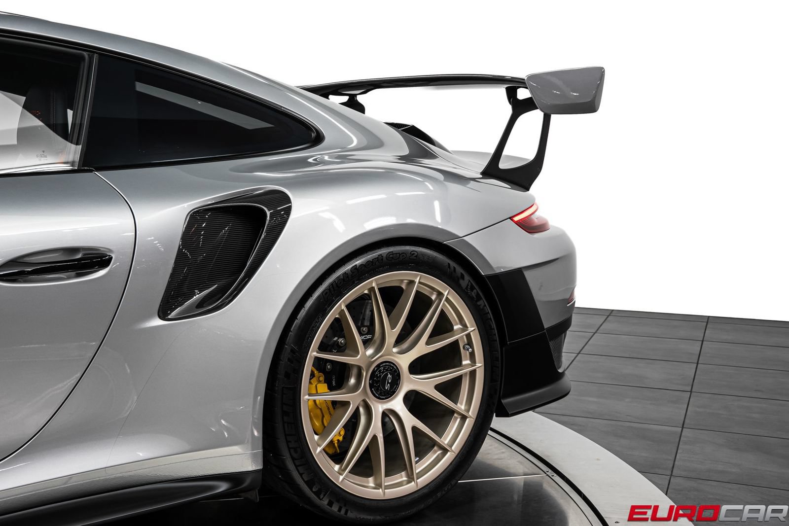 Used 2018 Porsche 911 GT2 RS RWD image 22