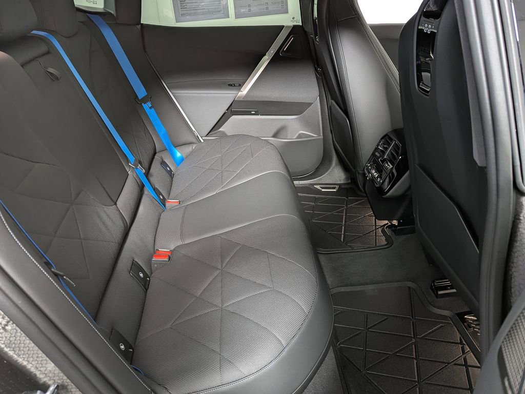 Certified 2023 BMW iX M60 w/ Executive Package image 46