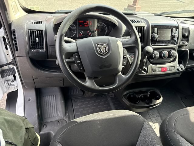 Used 2021 RAM ProMaster 2500 w/ Convenience Group FWD image 18