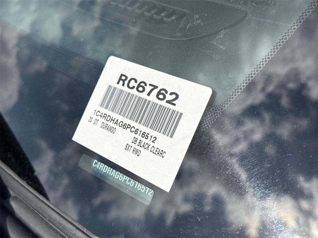 Used 2023 Dodge Durango SXT image 31