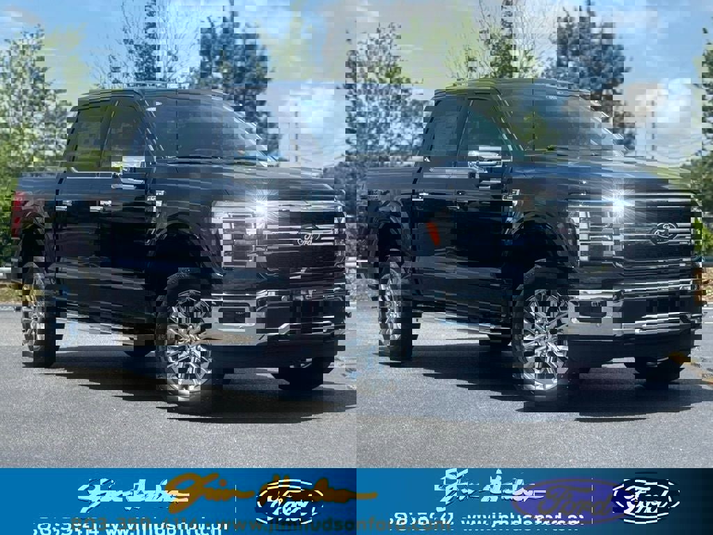 New 2025 Ford F150 Lariat w/ Equipment Group 501A Mid