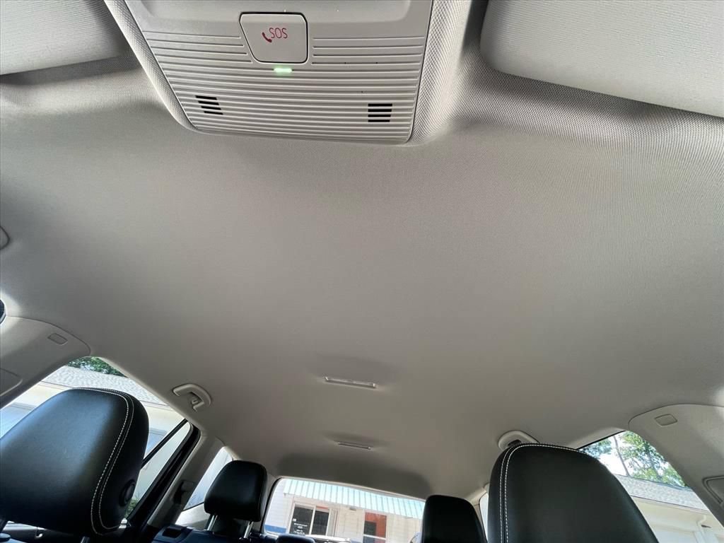 Used 2024 Volkswagen Atlas SE FWD image 5