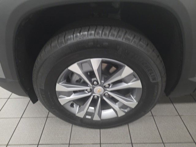 New 2025 Chevrolet Equinox LT w/ Safety and Technology Package image 6