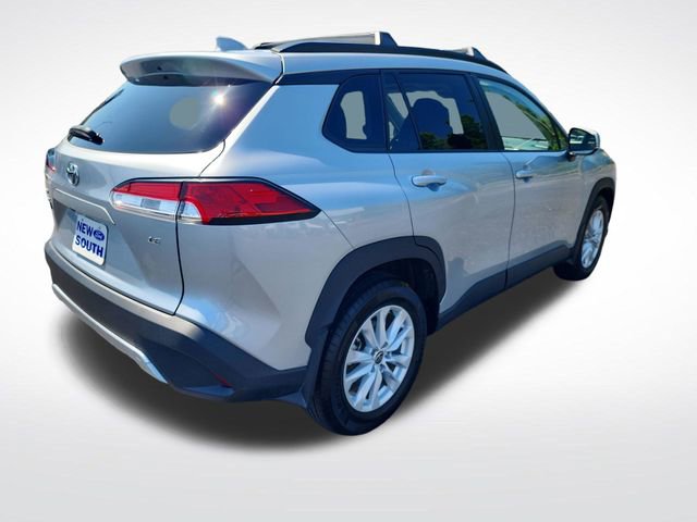 Used 2023 Toyota Corolla Cross LE FWD image 5