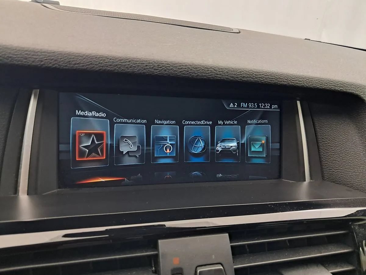 Used 2018 BMW X4 xDrive28i AWD/4WD image 15