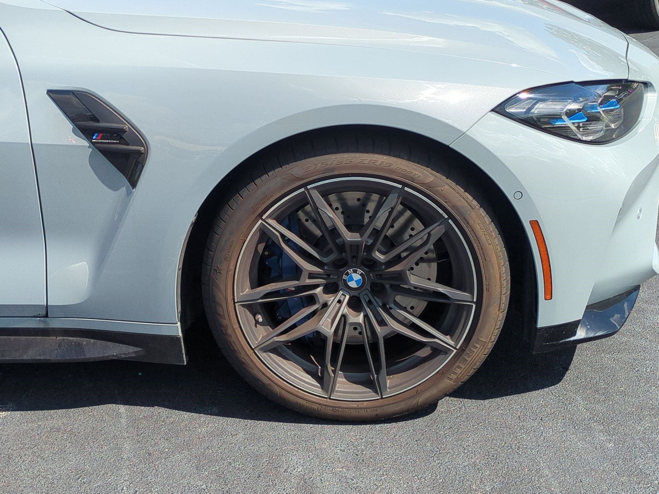 Used 2021 BMW M4 Competition w/ M Carbon Exterior Package RWD image 12