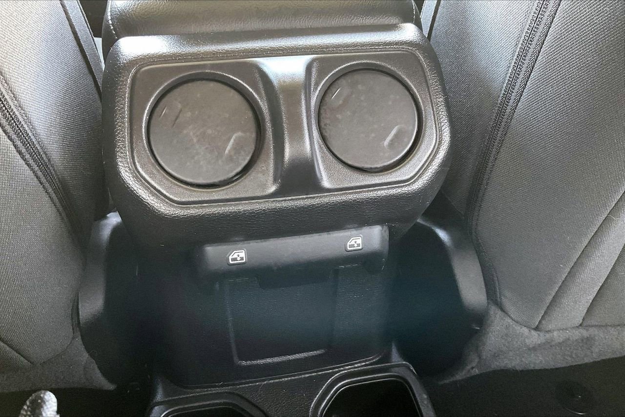 Certified 2023 Jeep Wrangler Willys image 17