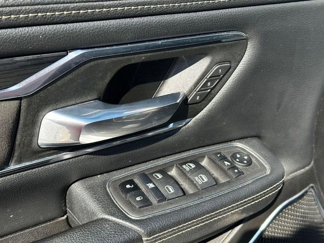 Used 2024 RAM 1500 Laramie AWD/4WD image 13