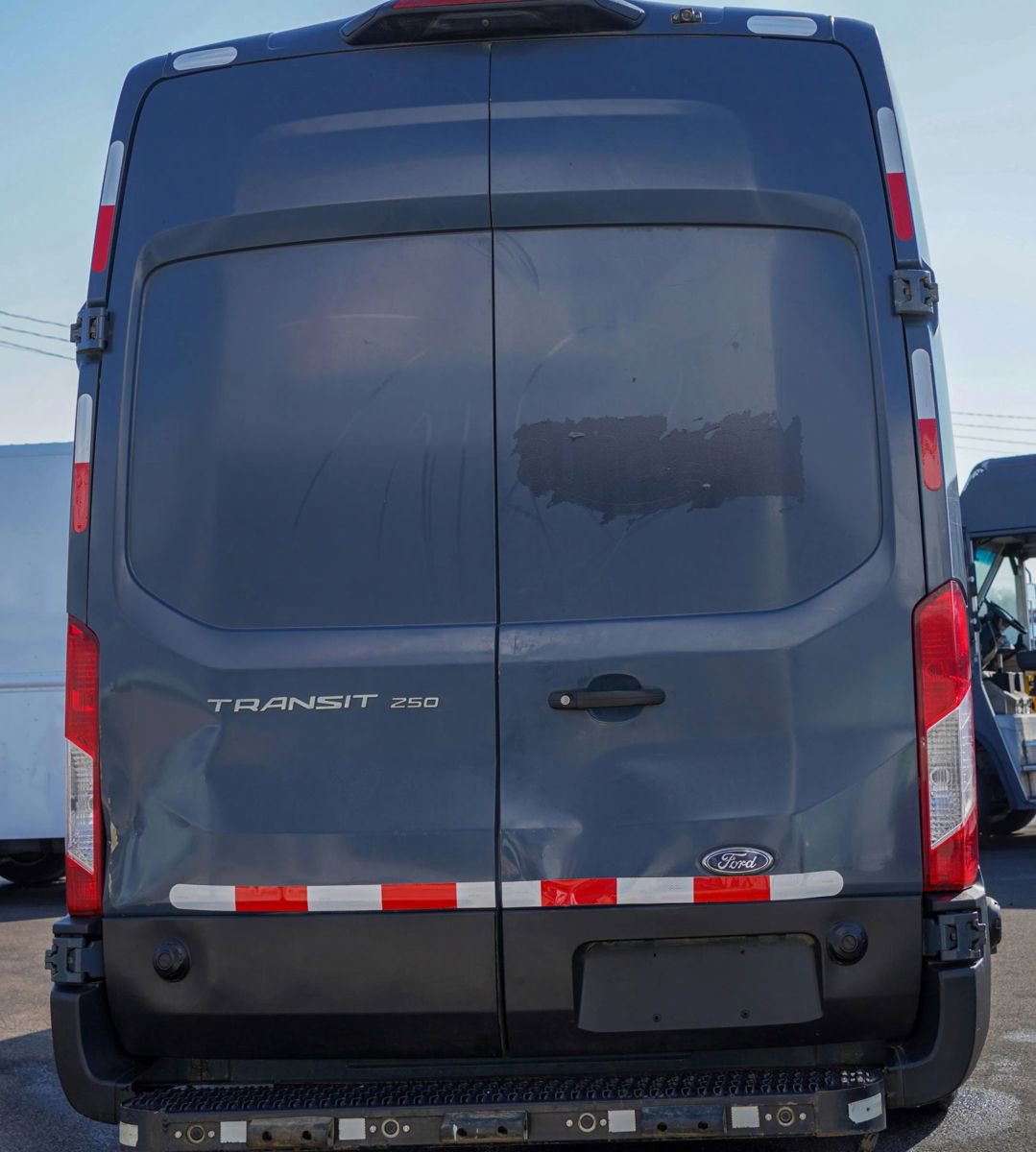 Used 2020 Ford Transit 250 148 High Roof Extended RWD image 5