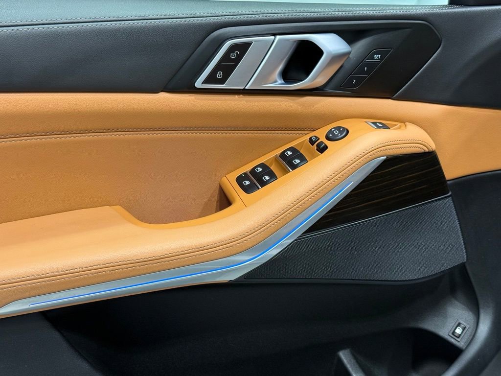 Certified 2024 BMW X5 xDrive50e image 19