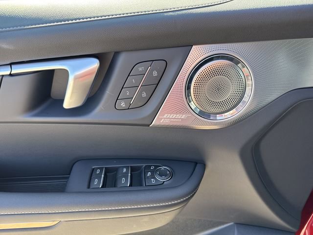 New 2026 Buick Enclave Avenir w/ Super Cruise Package image 13