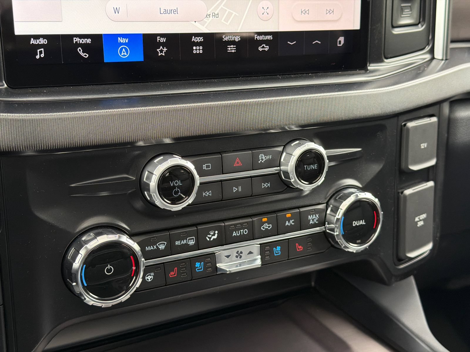 New 2026 Ford F350 Platinum AWD/4WD image 26