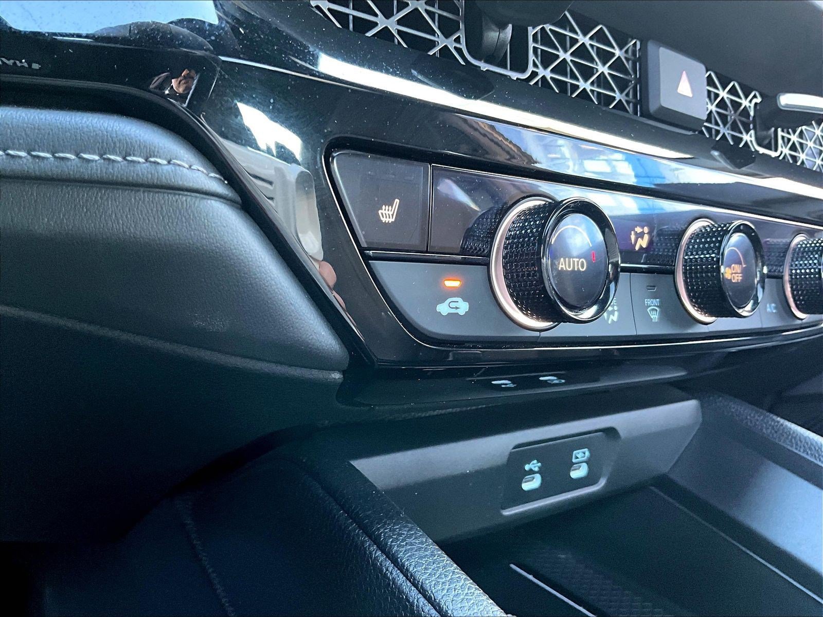 Used 2025 Honda Accord Sport image 35