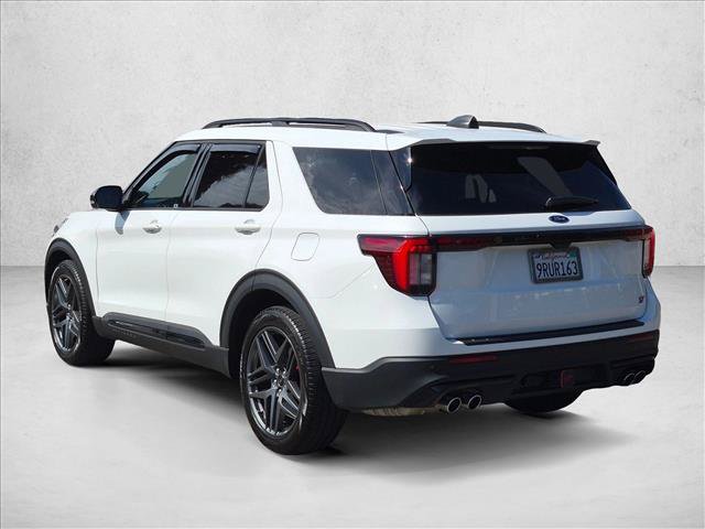 Used 2025 Ford Explorer ST AWD/4WD image 8