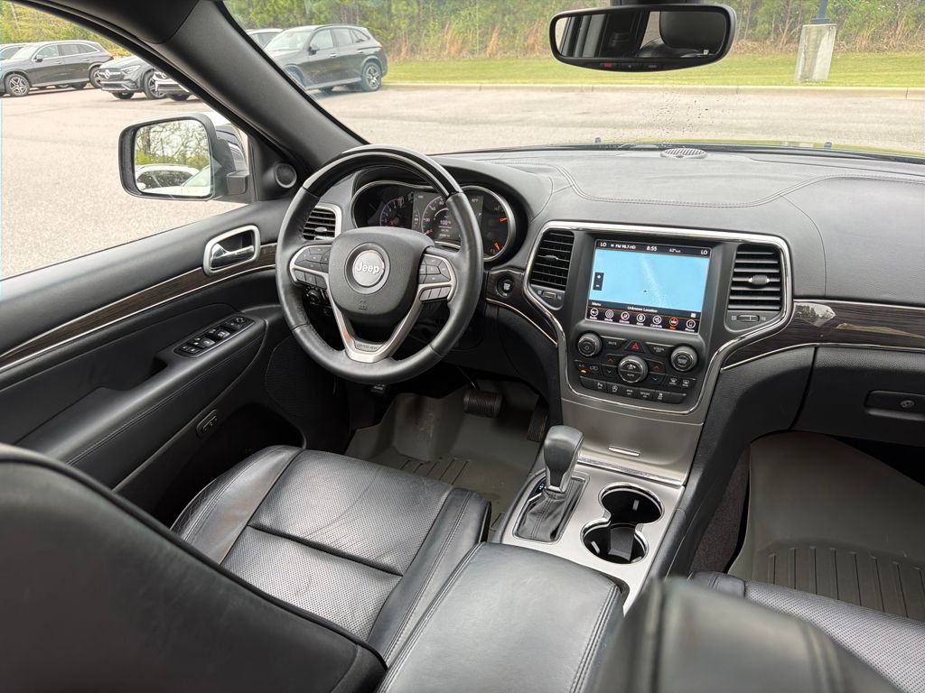 Used 2018 Jeep Grand Cherokee Overland w/ Trailer Tow Group IV image 36