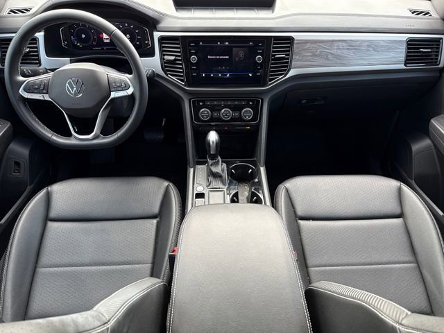 Used 2023 Volkswagen Atlas Cross Sport SE w/ Panoramic Sunroof Package FWD image 11