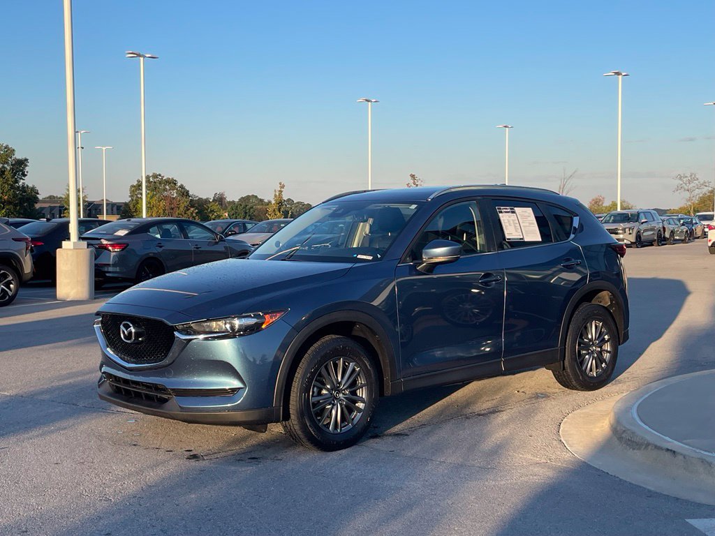 Used 2017 MAZDA CX-5 Touring w/ Preferred Equipment Package AWD/4WD image 4