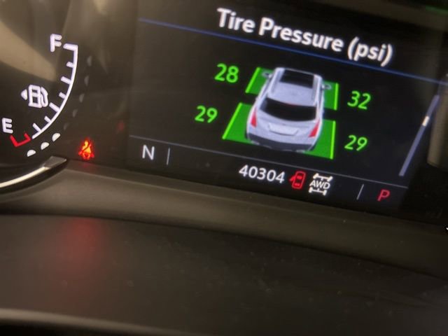 Used 2024 Cadillac XT5 Sportv image 32