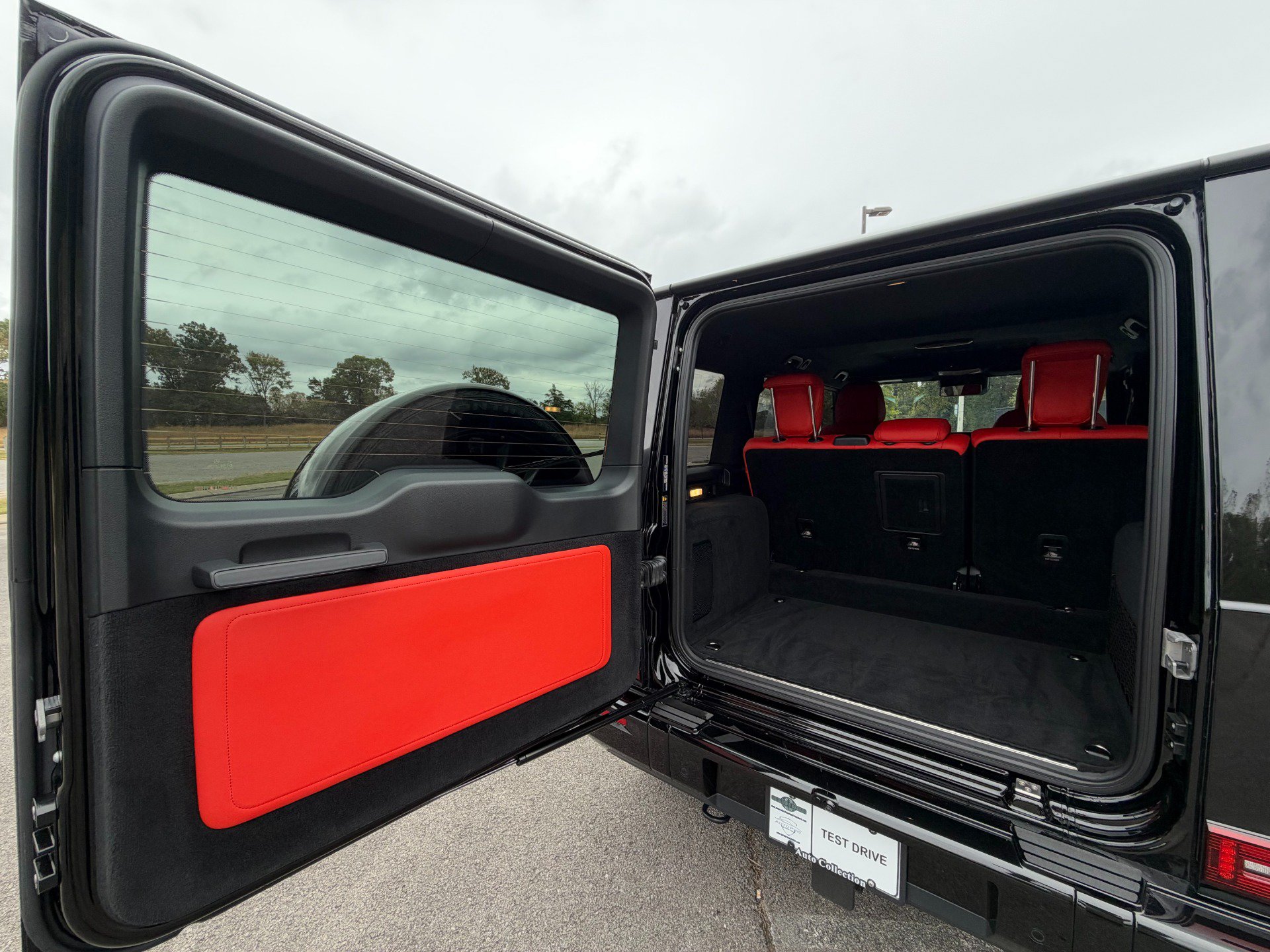 Used 2025 Mercedes-Benz G 550 image 62