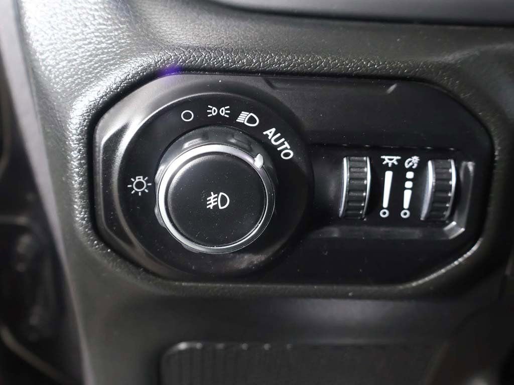 Used 2022 Jeep Wrangler Unlimited Sport image 30