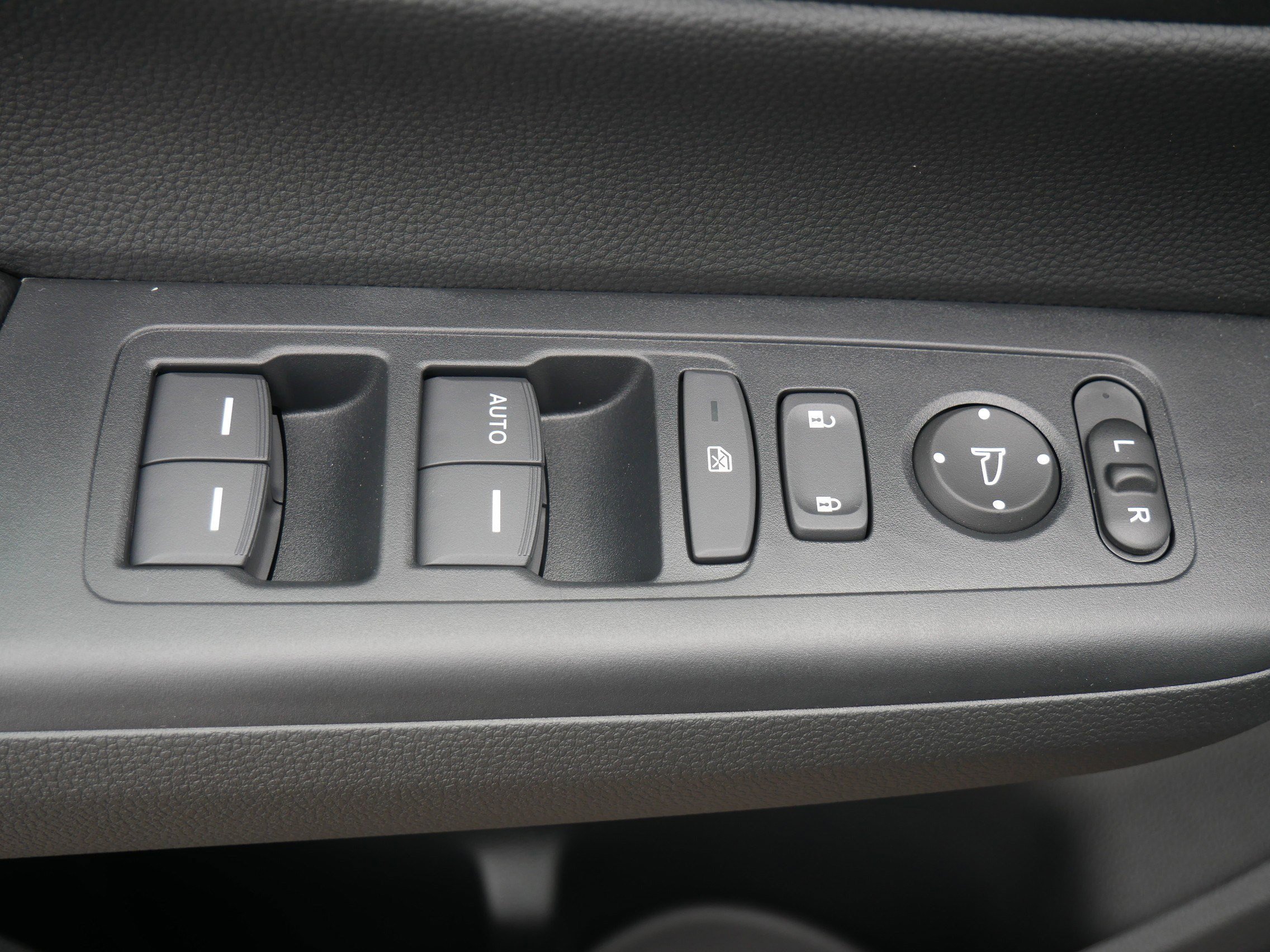 New 2027 Honda CR-V LX image 16