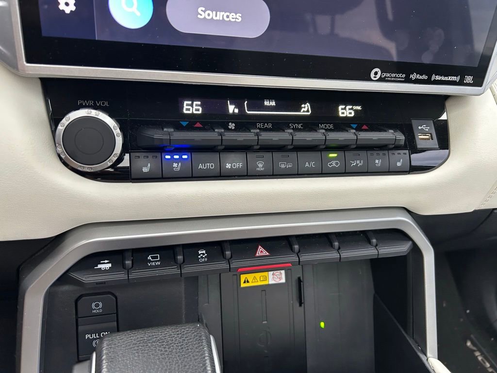 Used 2024 Toyota Sequoia Capstone image 28