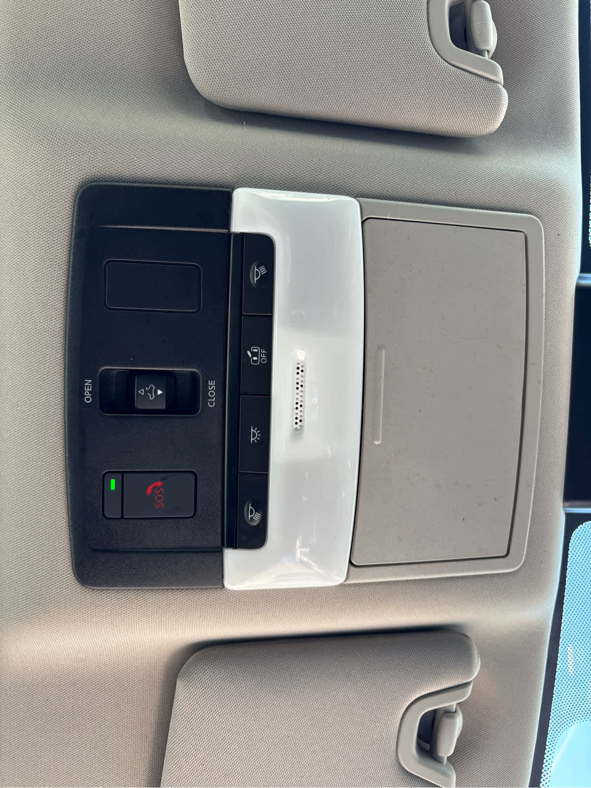 Used 2024 Nissan Altima 2.5 SR w/ SR Premium Package image 17